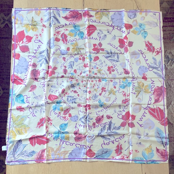 Purificacion Garcia Silk Scarf NWT - Picture 2 of 6